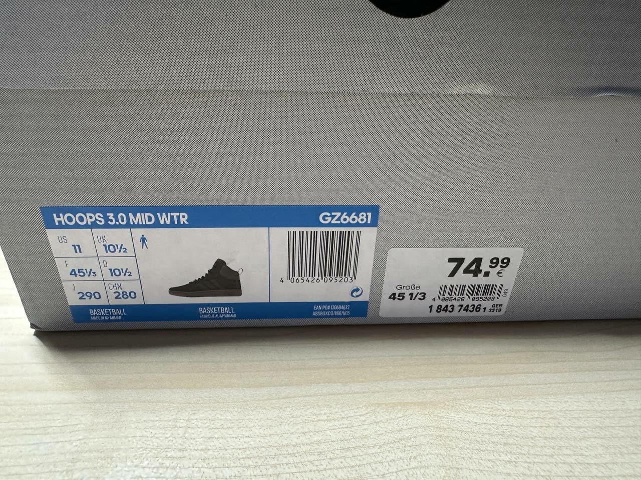 Продам Новые Оригинальные Кросовки Adidas 45 размер