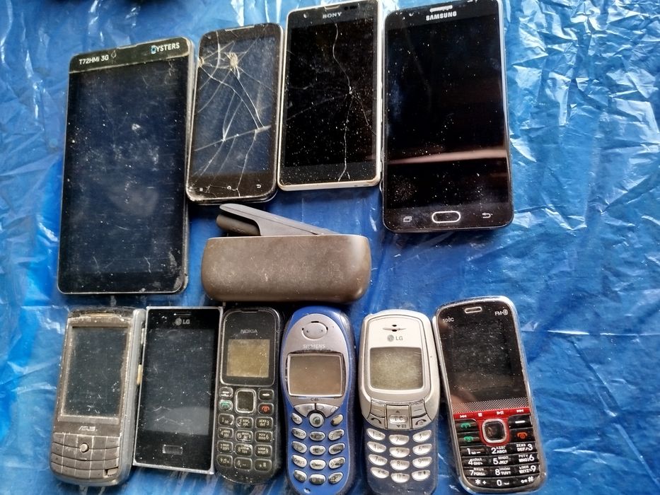 Продам одним лотом. Цена договорная.