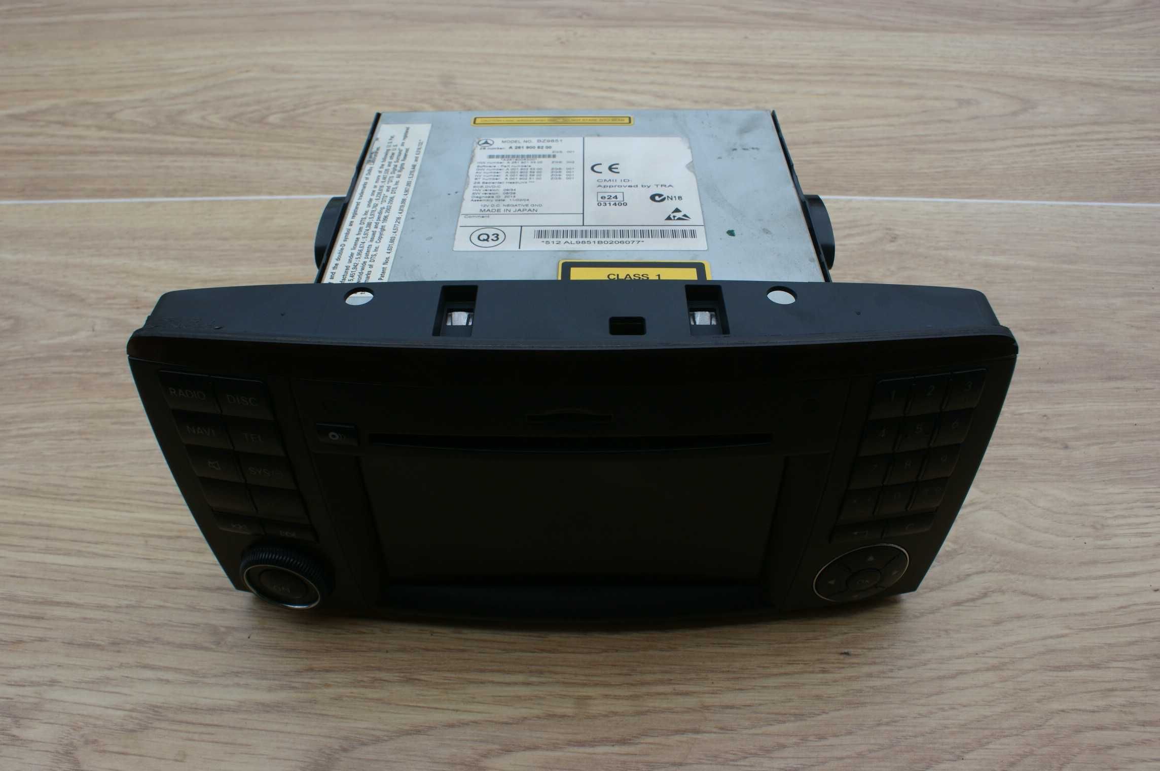 Mercedes R-Klasa W251 Lift Radio Nawigacja BZ9851