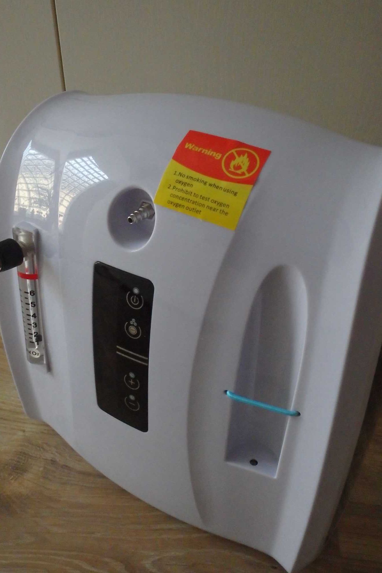 Koncentrator tlenu przenośny MAF015AW