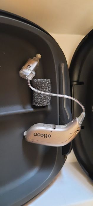 Слуховой аппарат Oticon Jet 2 miniRITE новый! 48 каналов, батарея 312