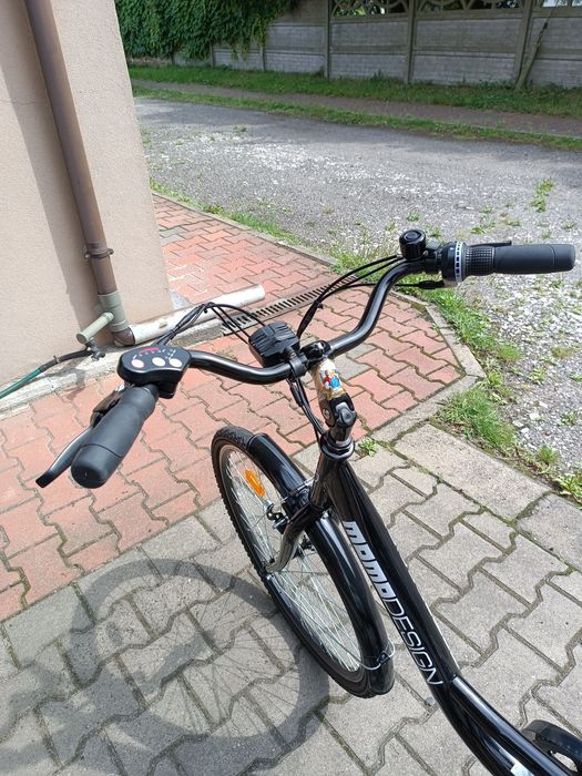 Rower miejski elektryczny MomoDesign Venezia 26- 36V, 7,8 Ah, 280 Wh