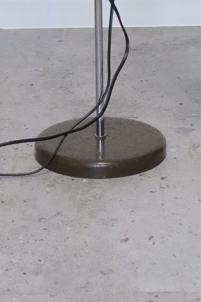 Brązowa szwedzka lampa podłogowa vintage 1960 stojąca