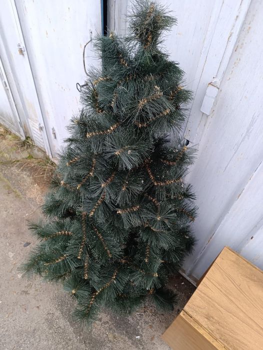 Штучна ялинка 150 см, пишна та в чудовому стані
