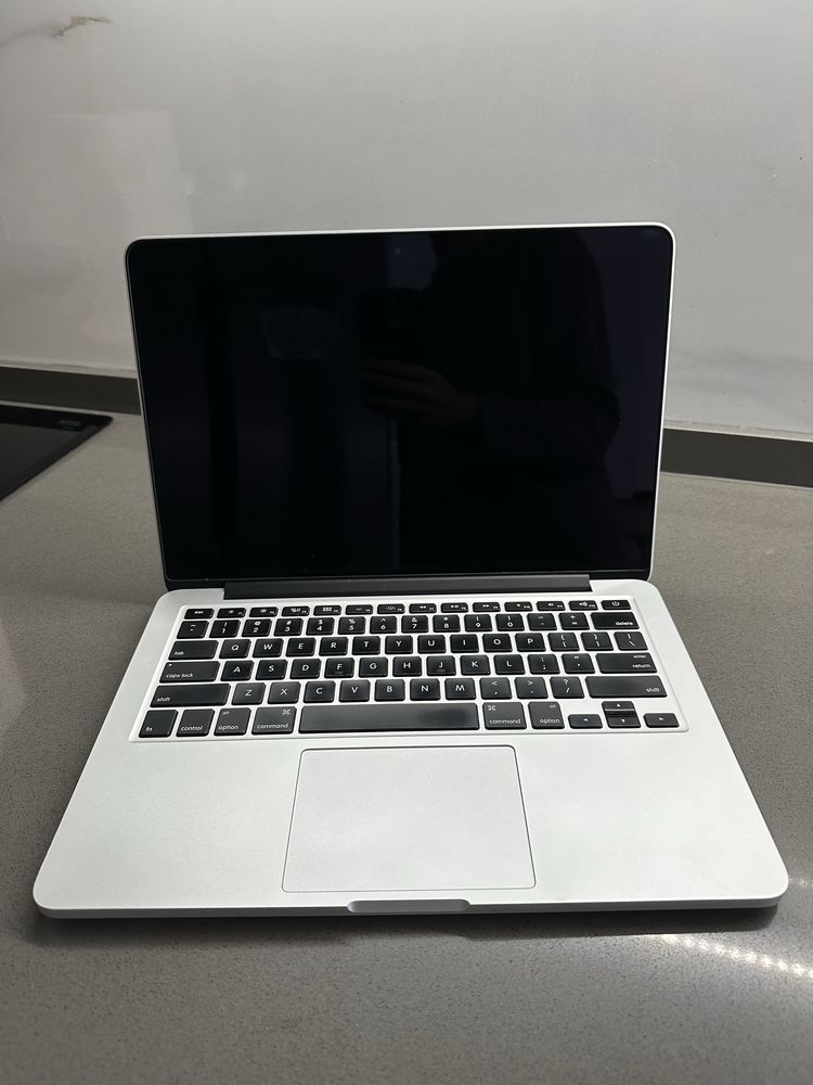 MacBook Pro 13 (2015)