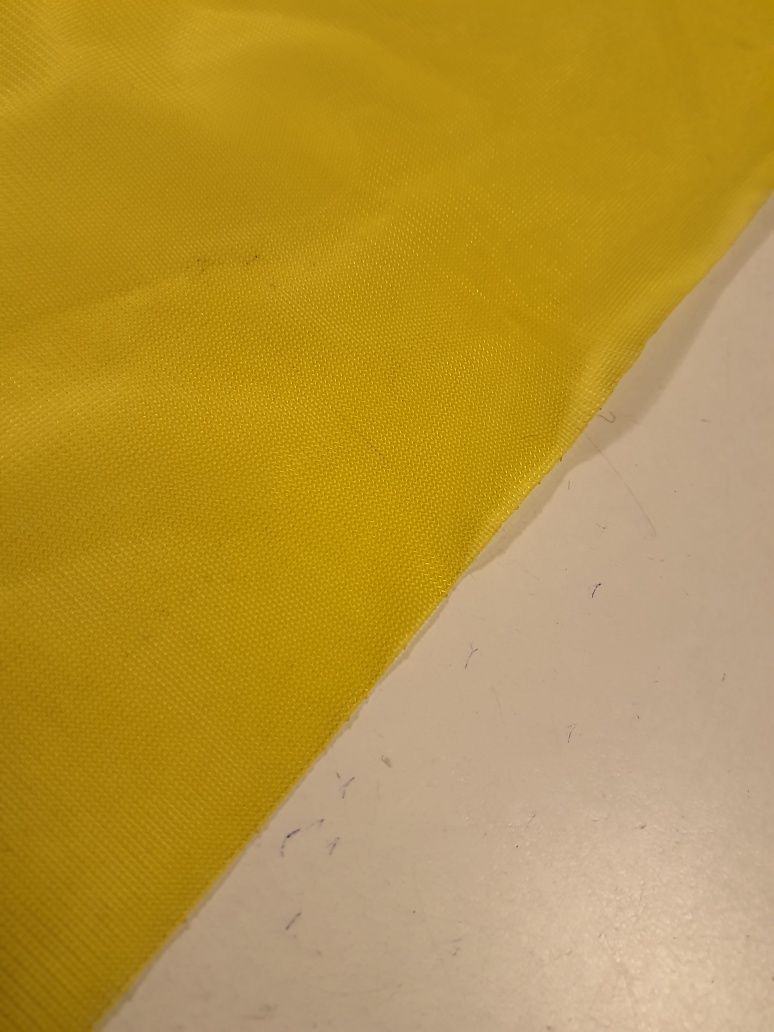 Tkanina flaga biało/żółta szer.83 cm.