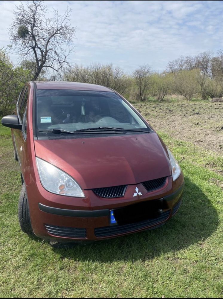 Продам машину Міцубісі Кольт ( Mitsubishi Colt)