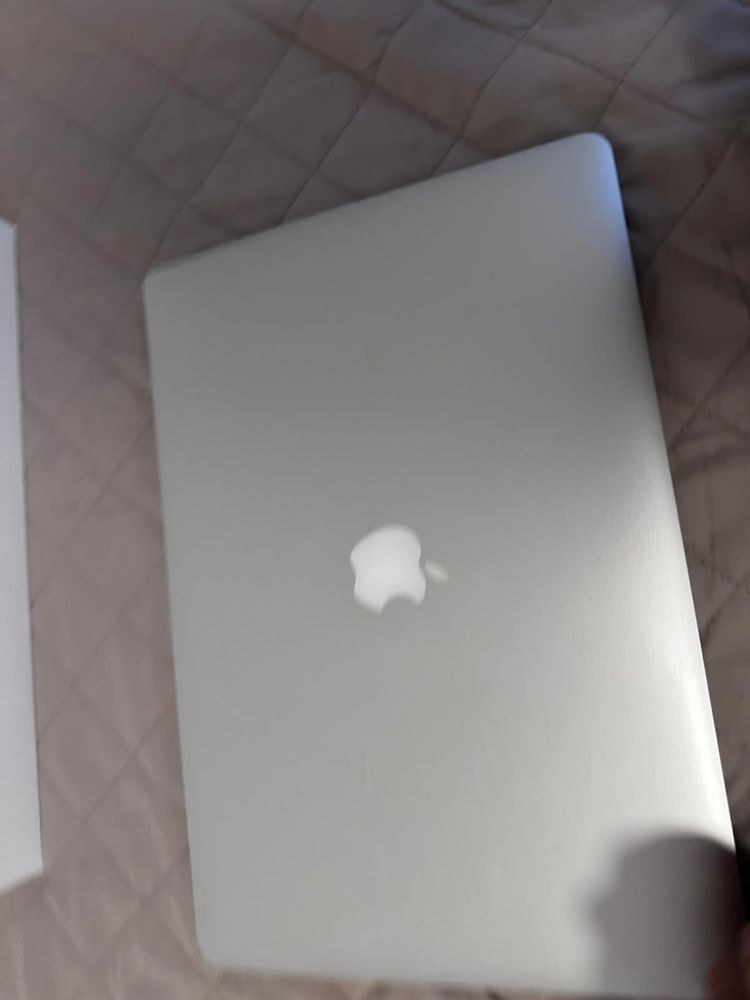 MacBook Pro “15”