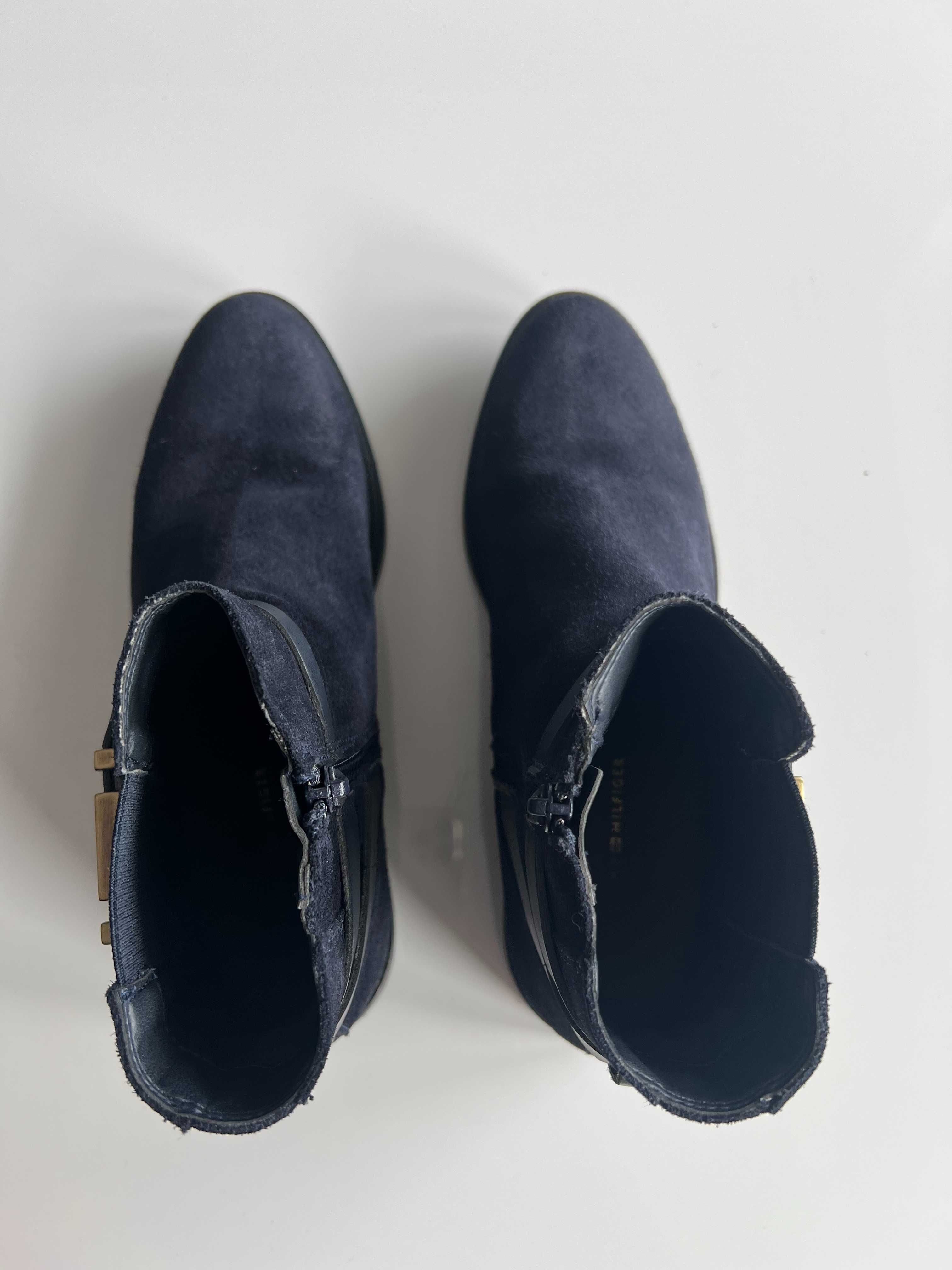 Botki damskie Tommy Hilfiger rozmiar 38. Jak nowe.
