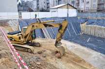 Wynajem koparki 24ton z operatorem,wyburzenia,wykopy, usługi kruszarką