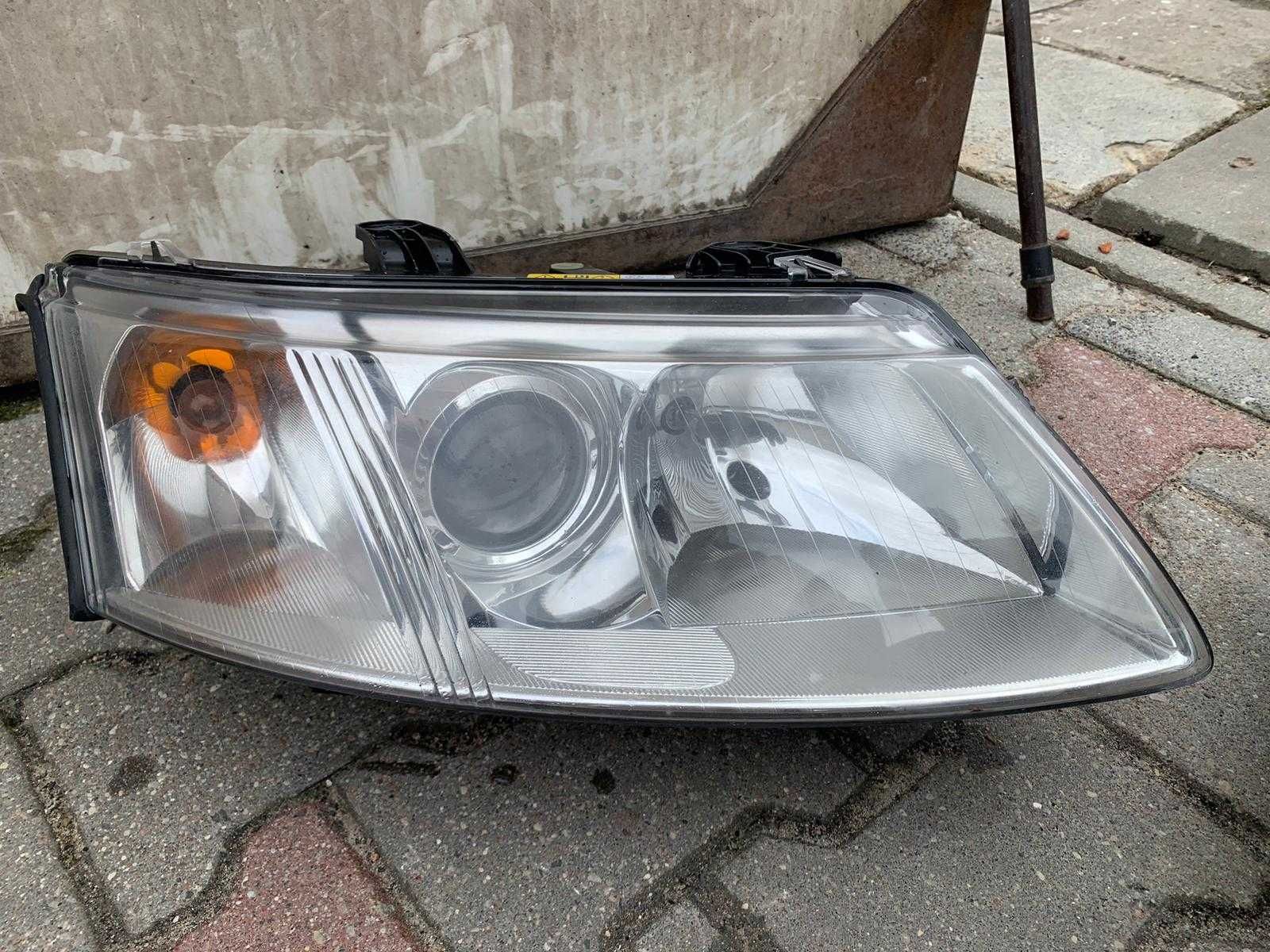 Saab 93 Lampa prawa i lewa XENON eu Kompletne demontaż