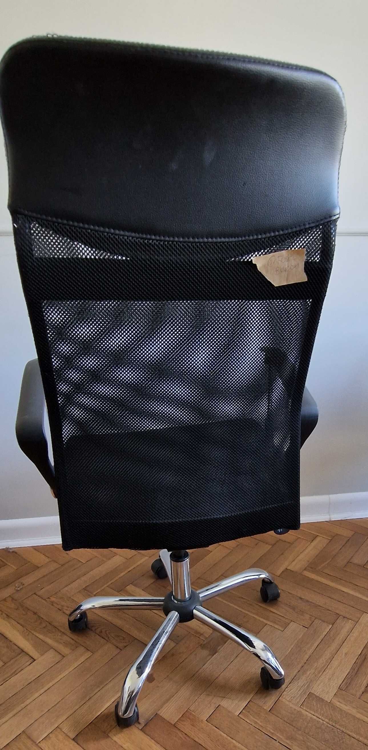 czarny fotel biurowy | krzesło biurowe