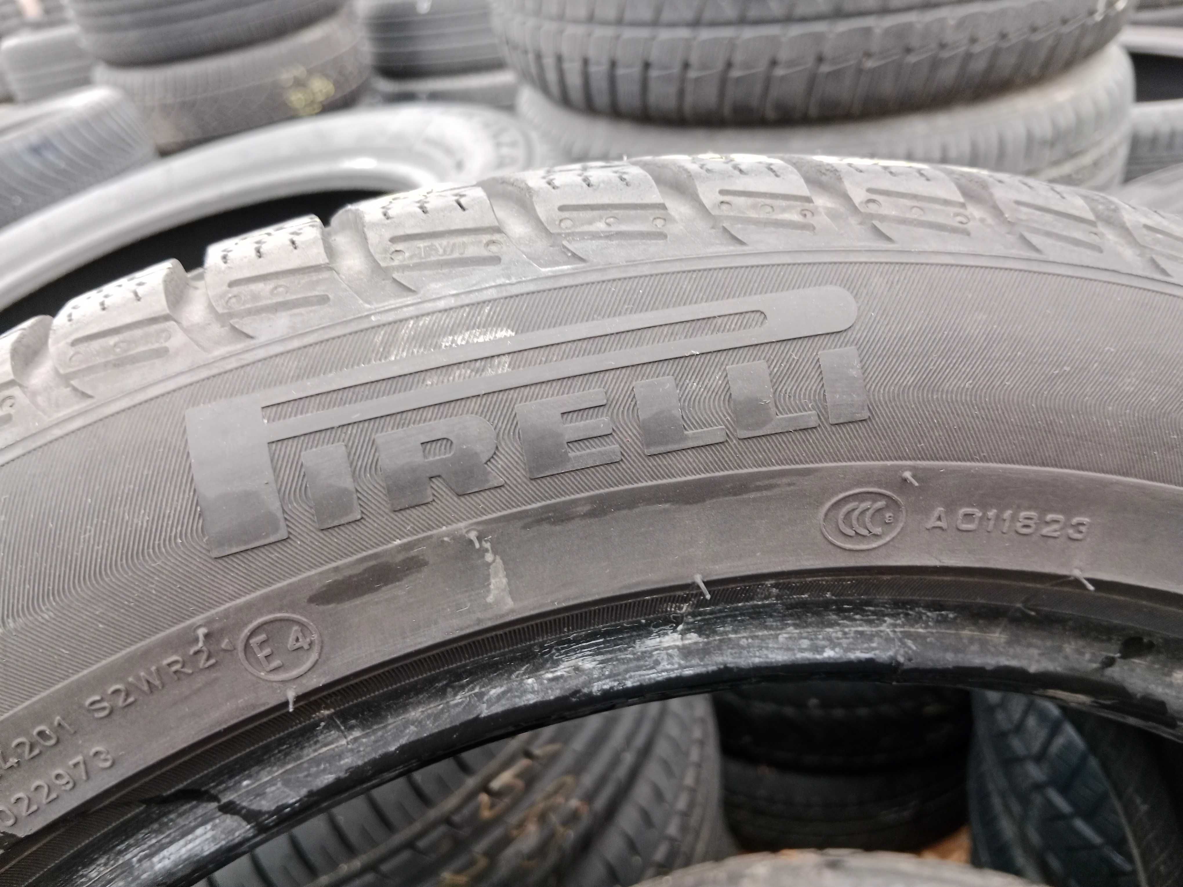 Opona używana 225/50R18 Pirelli Sottozero 3 AO 1szt.