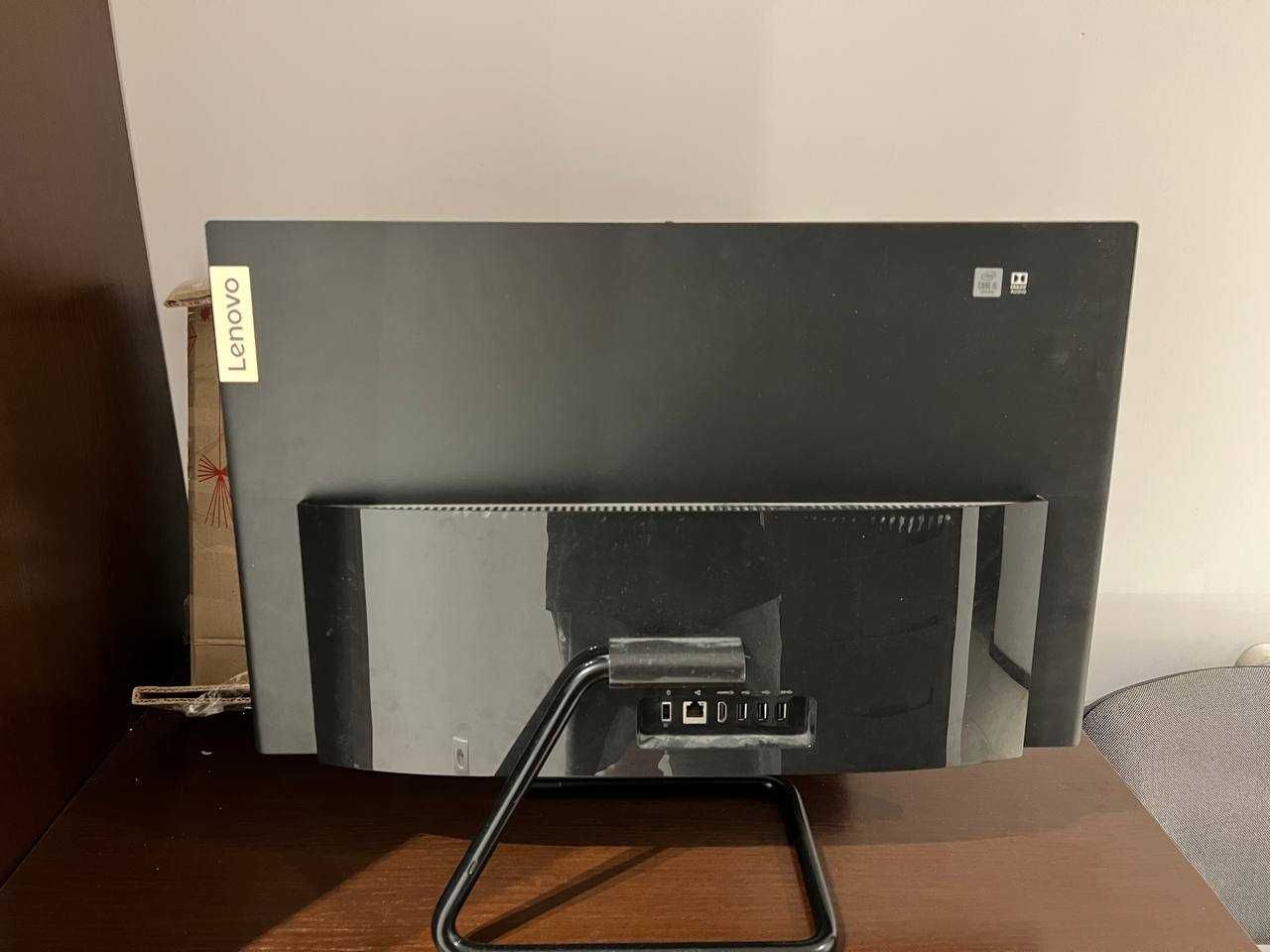 Lenovo IdeaCentre 3 27IMB05 z oryginalną myszką i klawiaturą
