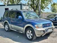 Mitsubishi Pajero 3.2DID 7os. 2001r. Fajny stan