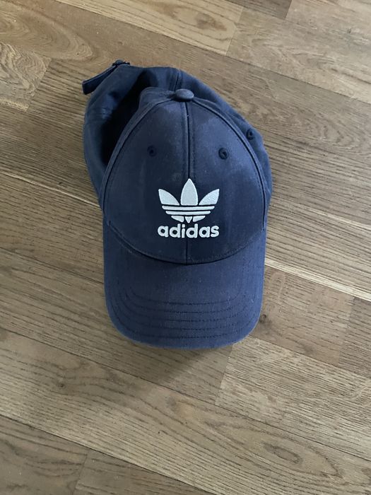 Czapka z daszkiem Adidas czapeczka