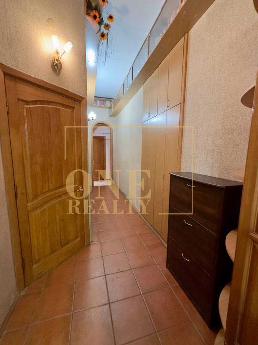 Довготривала оренда 3к Центр, метро Олімпійська, Євроремонт, БЕЗ %%%