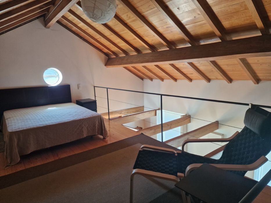 Casa independente com jardim