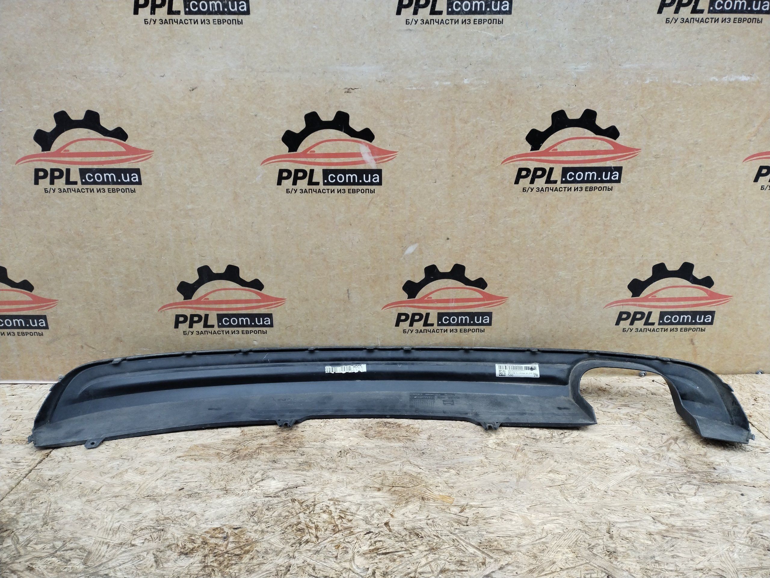 Audi A4 B9 S-Line 15-24 Спойлер накладка заднего бампера 8W0807521B