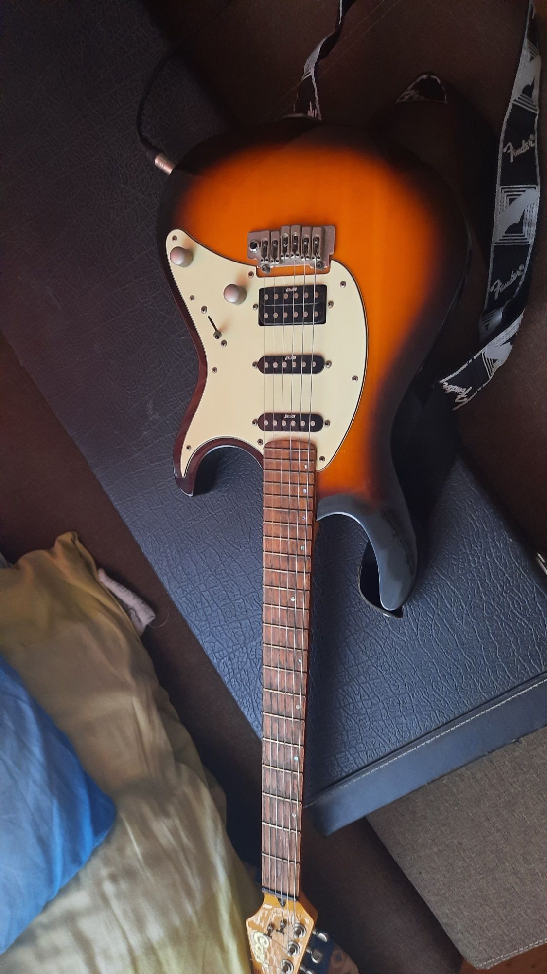 Gitara elektryczna