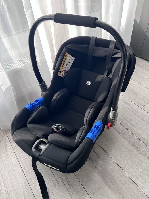 Дитяче автокрісло-переноска 0–13 кг в гарному стані