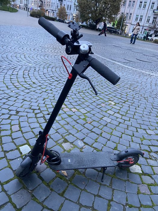 Електросамокат ксяомі