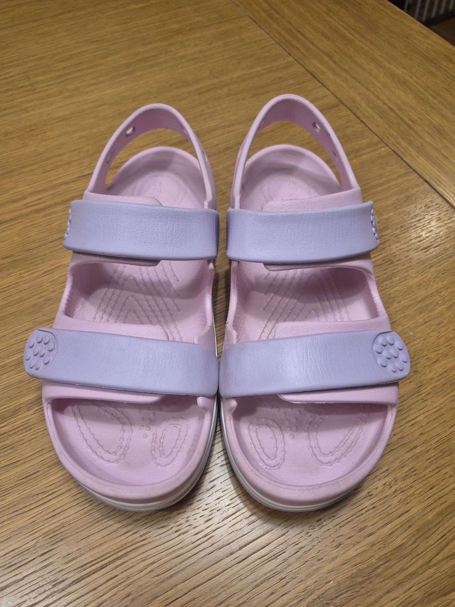 Sandały crocs rozm. J3