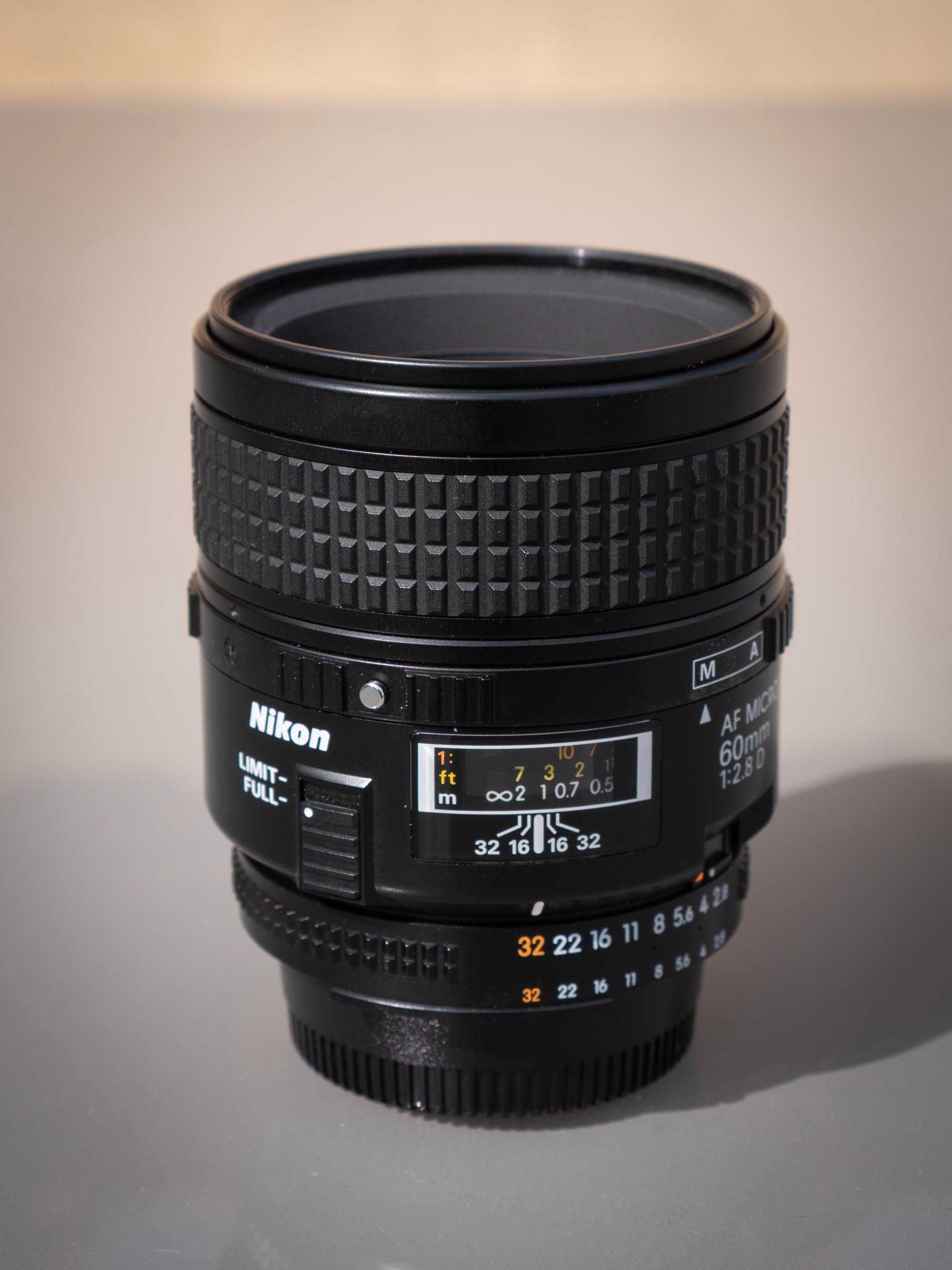 Objetiva Nikon 60mm 2.8 AF-D Micro / Macro Full Frame