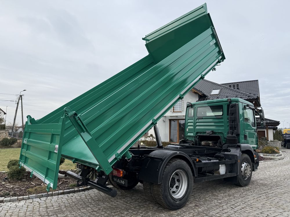 Zabudowa wywrotka kiper Renault midlum premium kerax scania mercedes