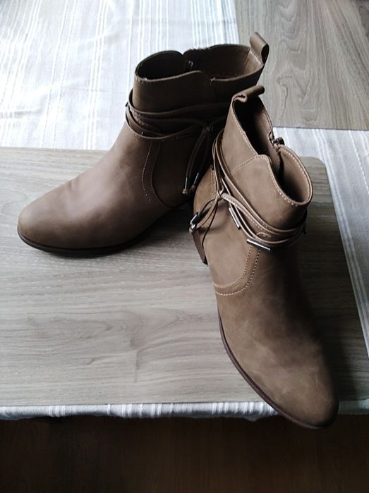 Botki wiosna-jesień.