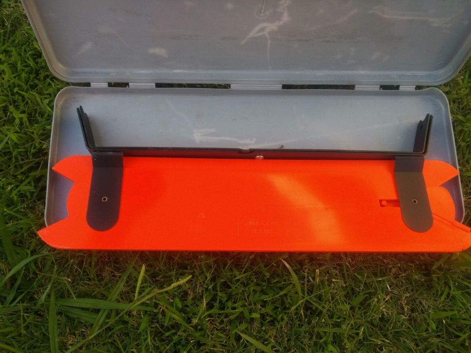 Triângulo carro PEUGEUT novo com Oferta