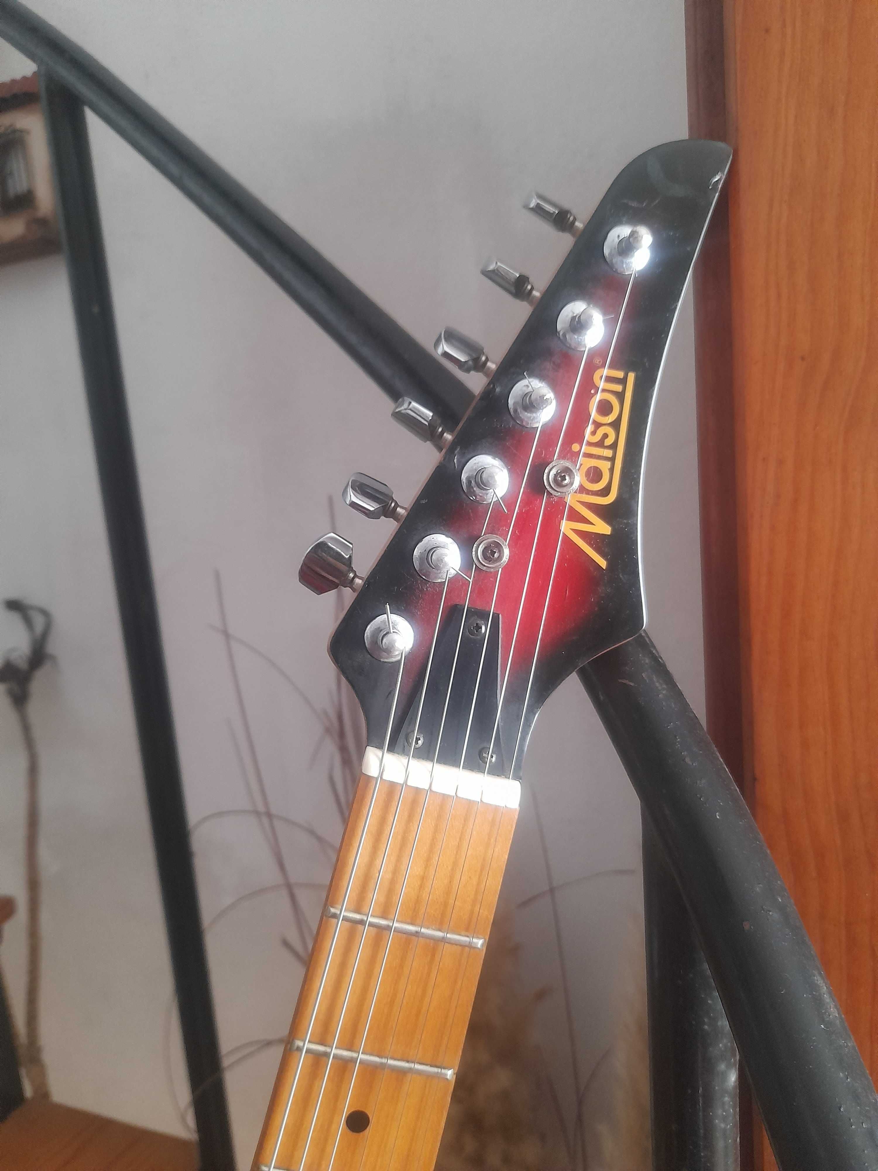 Guitarra eletrica maison