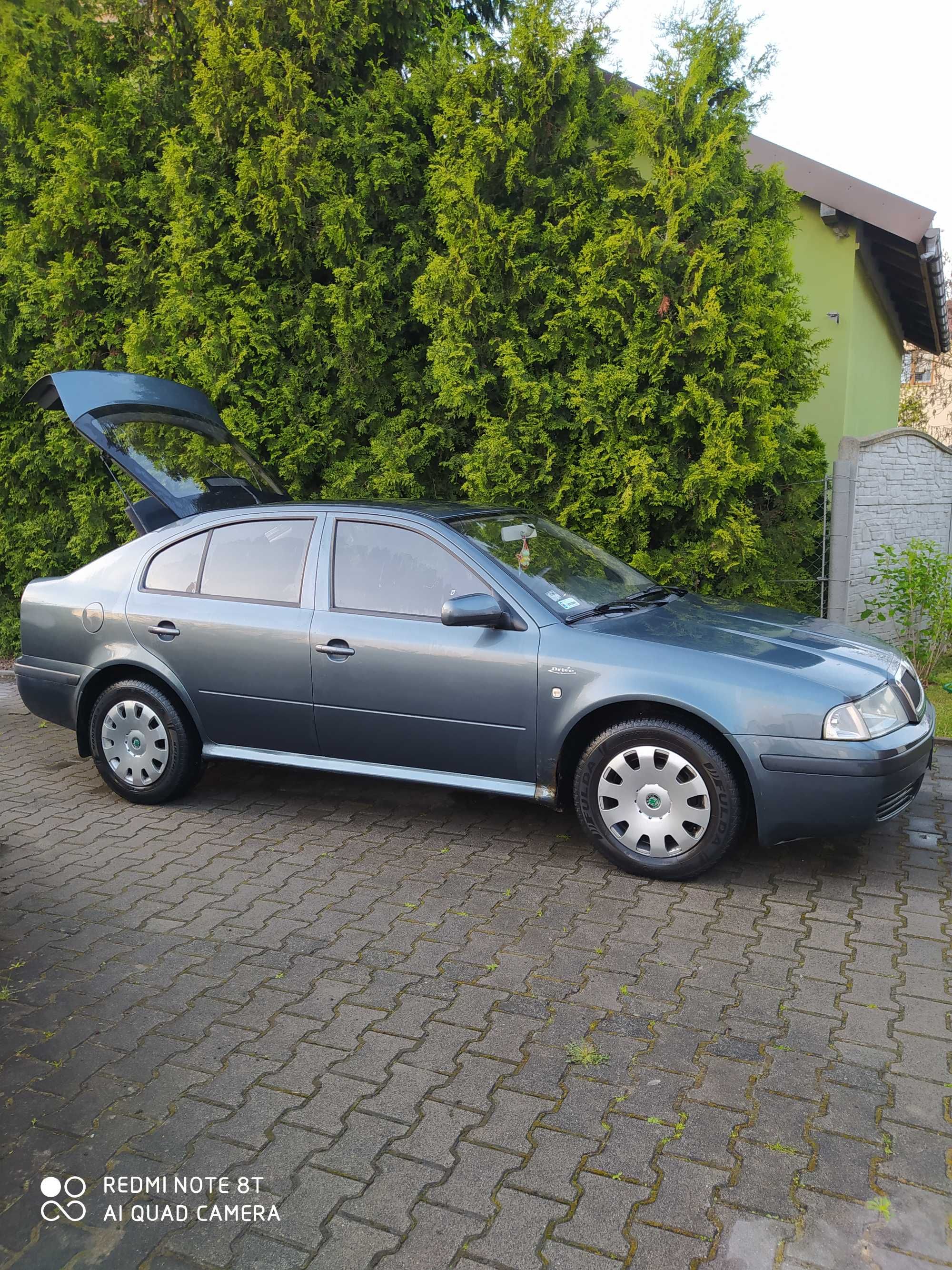 skoda octavia liftback 2004 r. 1.6 benzyna