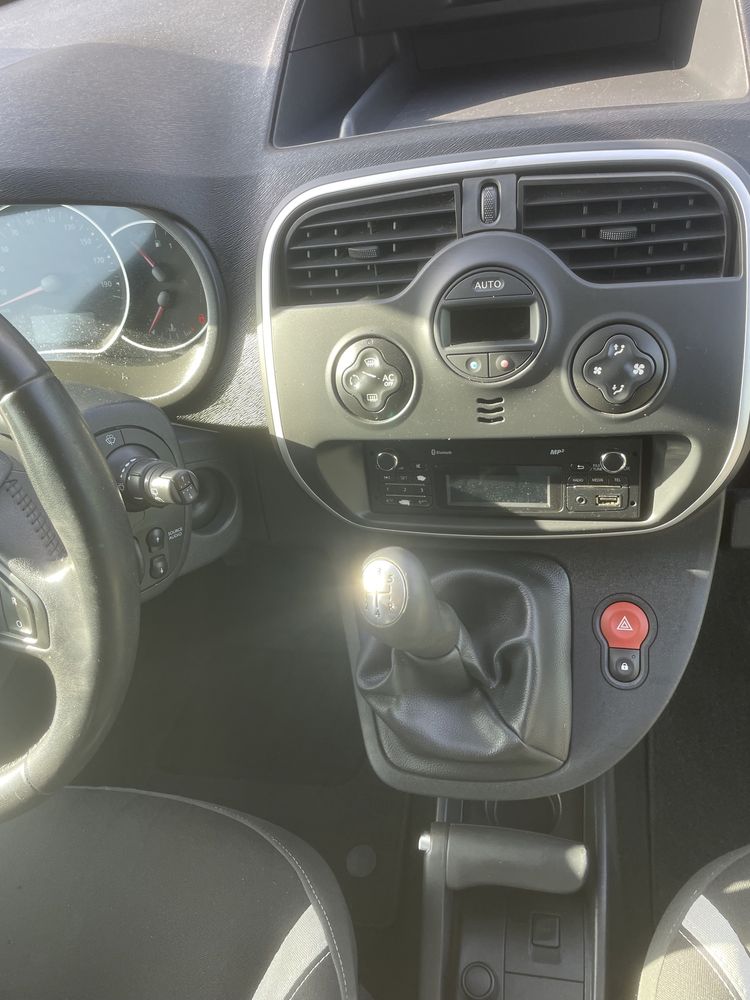 Renault kangoo 2013 рік