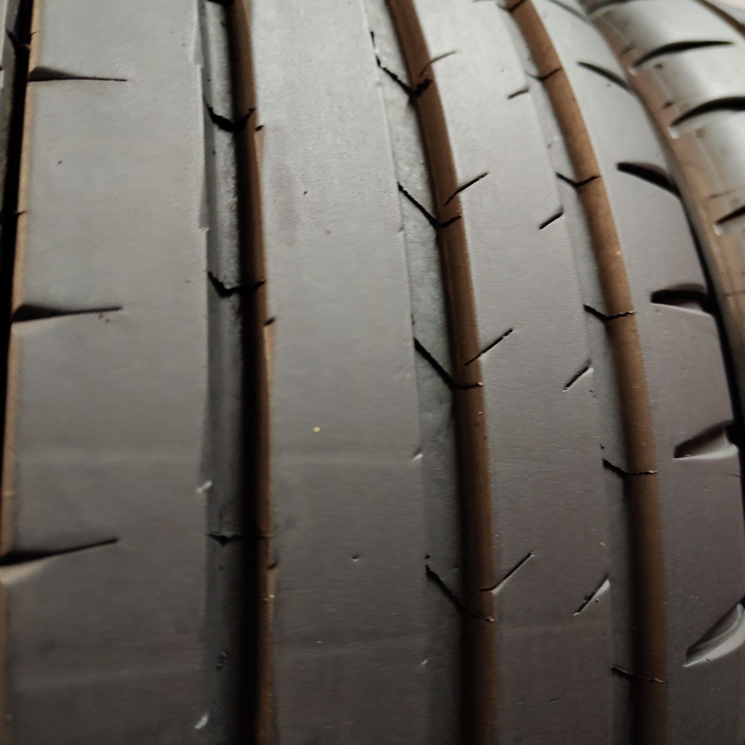 225/40/18 XL Sprzedam parę opon letnich Michelin