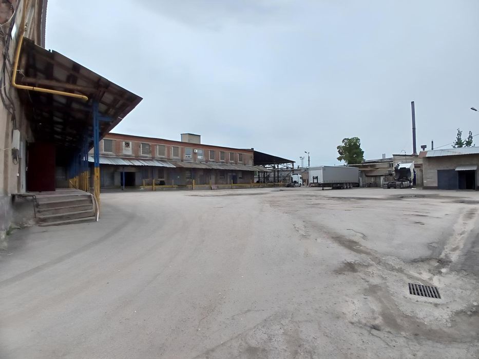 Оренда приміщення: склад 246м2, опалюється