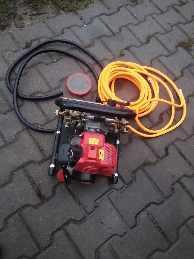 Opryskiwacz spalinowy myjka Karcher pompa 25bar  jak nowy