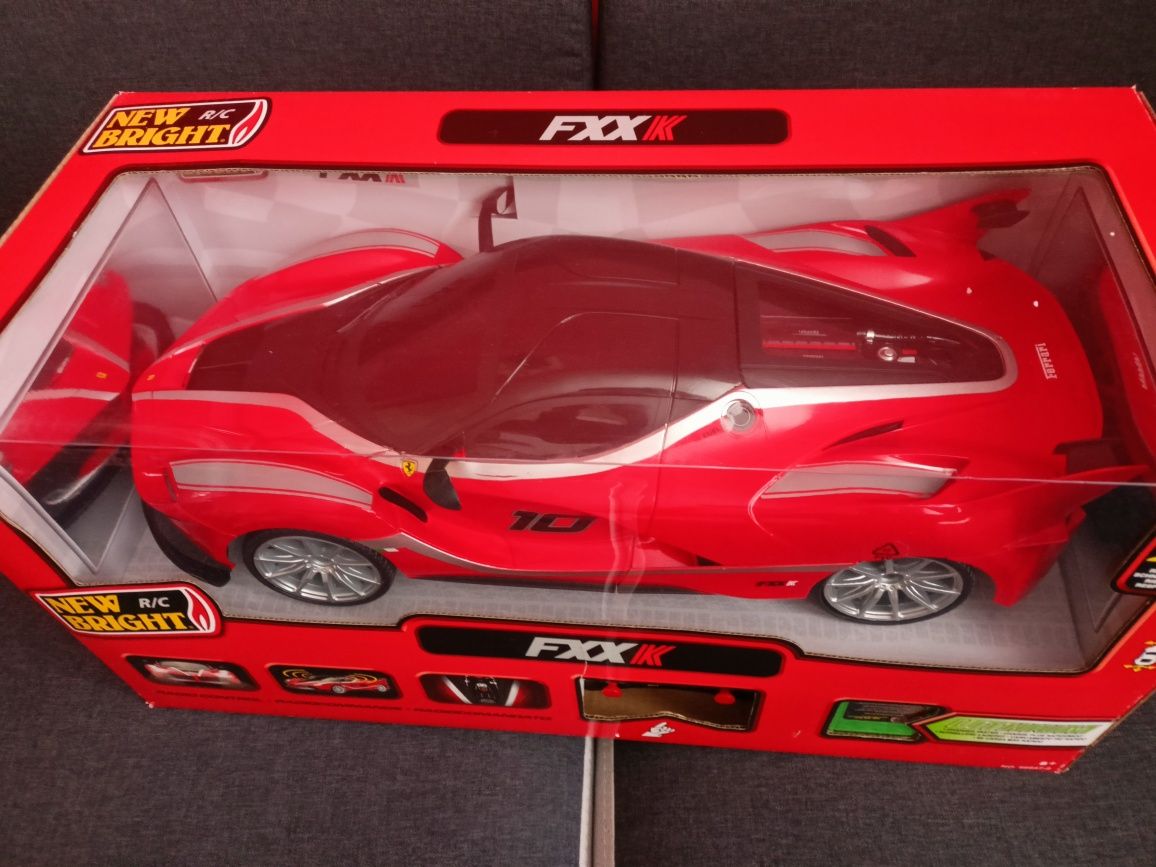Duze auto na pilota Ferrari New Bright