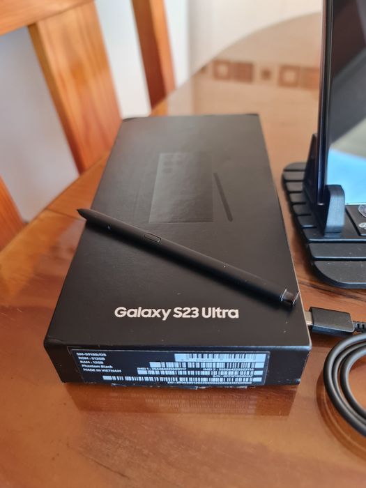 Samsung Galaxy S23 Ultra Semi-Novo Preto
