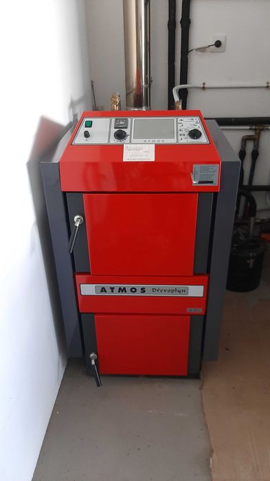 Caldeira a lenha para aquecimento central de chama invertida - ATMOS