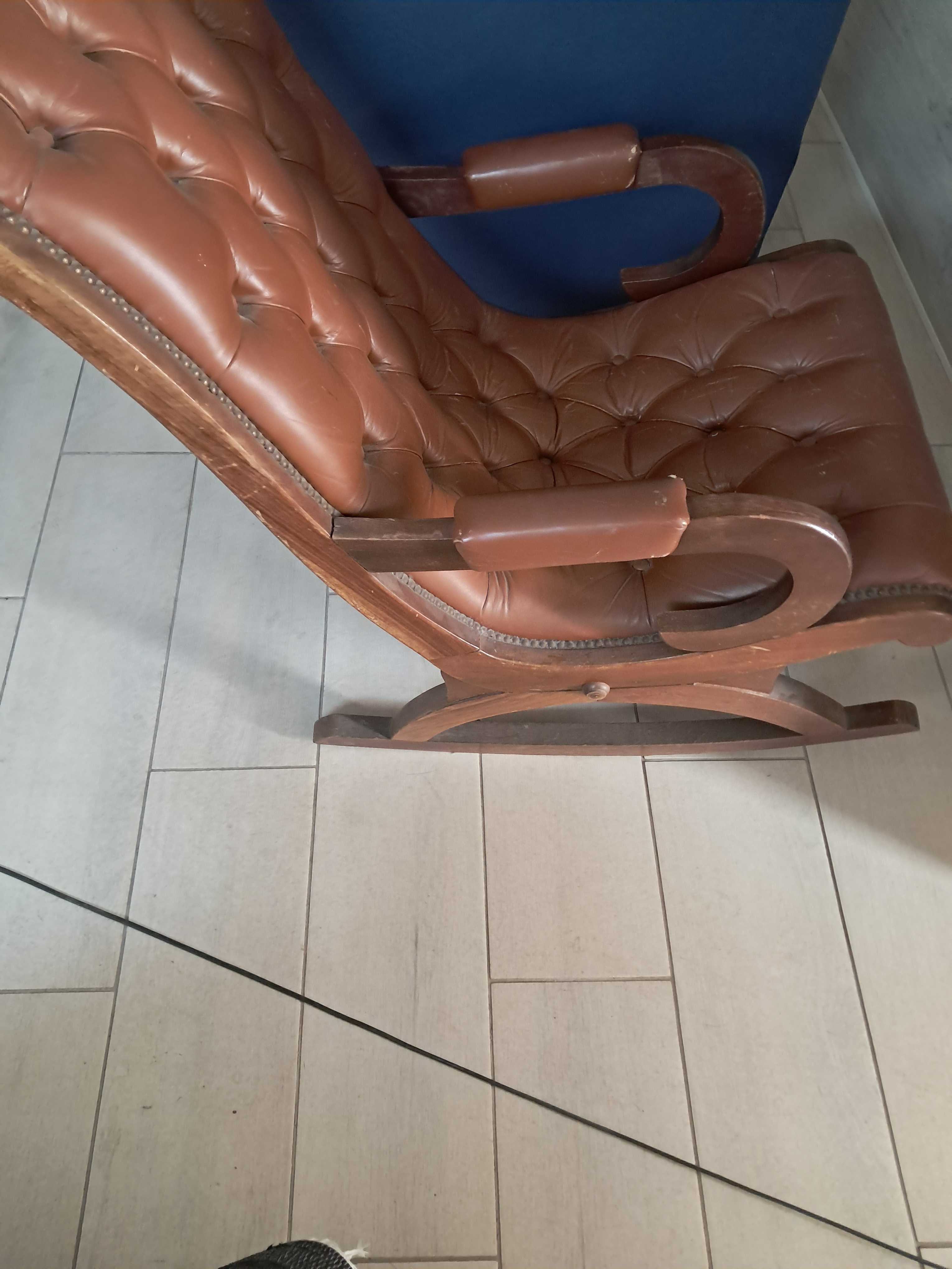 Cadeira de baloiço antiga