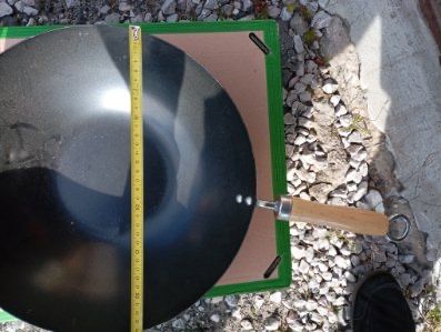 Kuta patelnia / wok żeliwny z pokrywką 35 i 42 cm