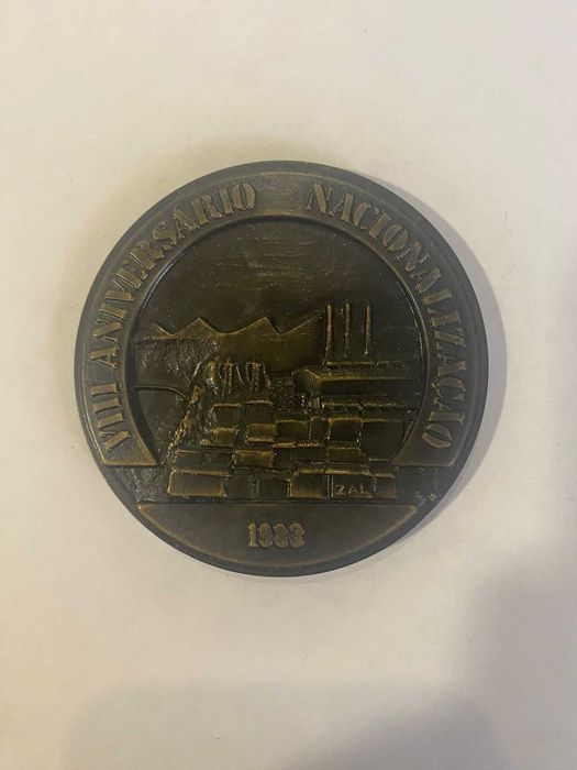 Medalhas comemorativas em brinze da EDP