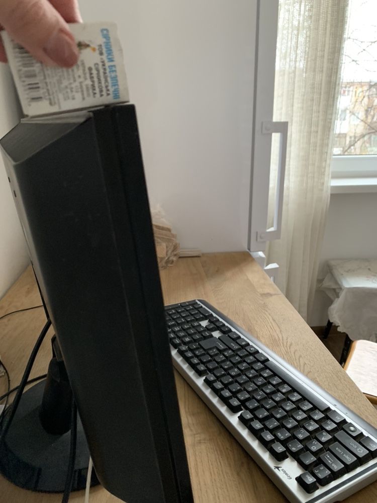 Компьютер (системный блок+монитор+клавиатура+мышь)