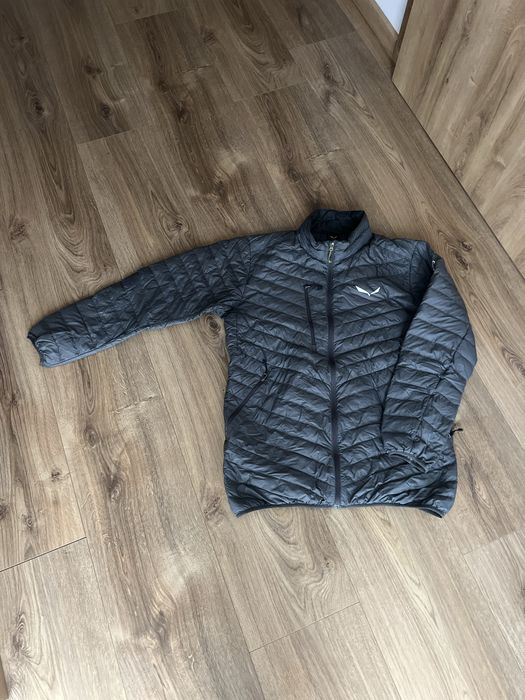 Чоловіча куртка мікропуховик Salewa оригінал( розмір L)