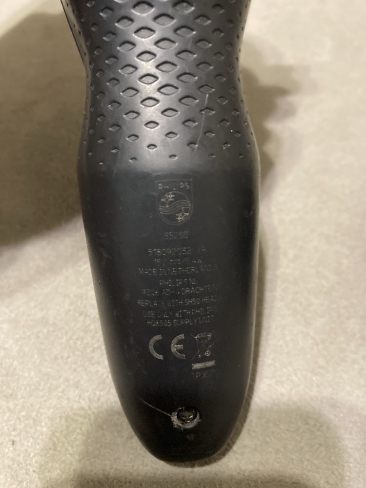 Бритва Philips Shaver Series 5000 AquaTouch S5250