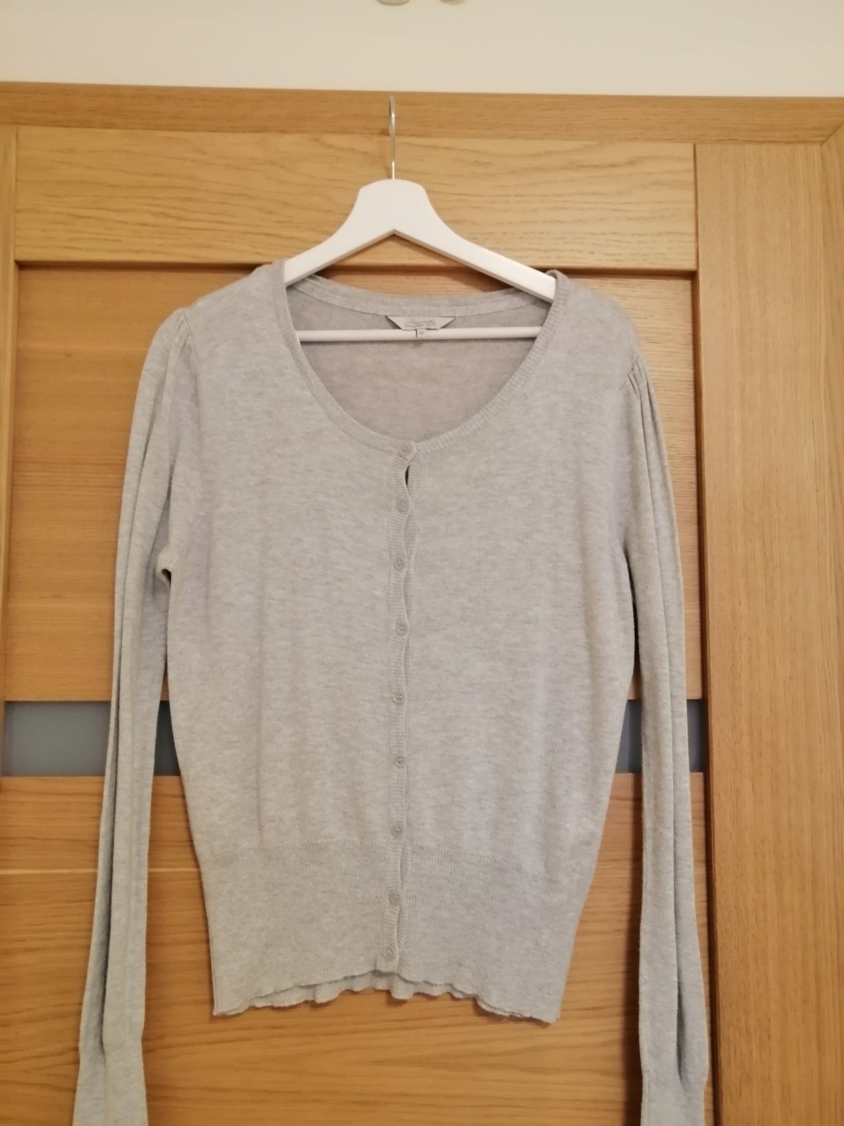 Sweter damski w rozmiarze 44 XL