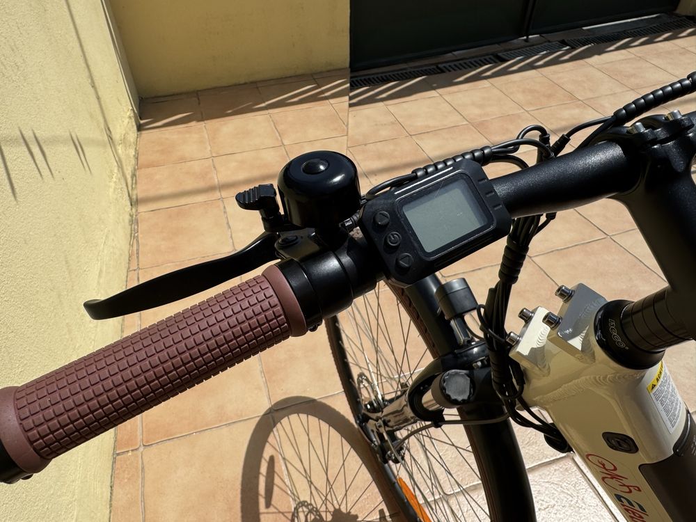 Bicicleta electrica  duas baterias