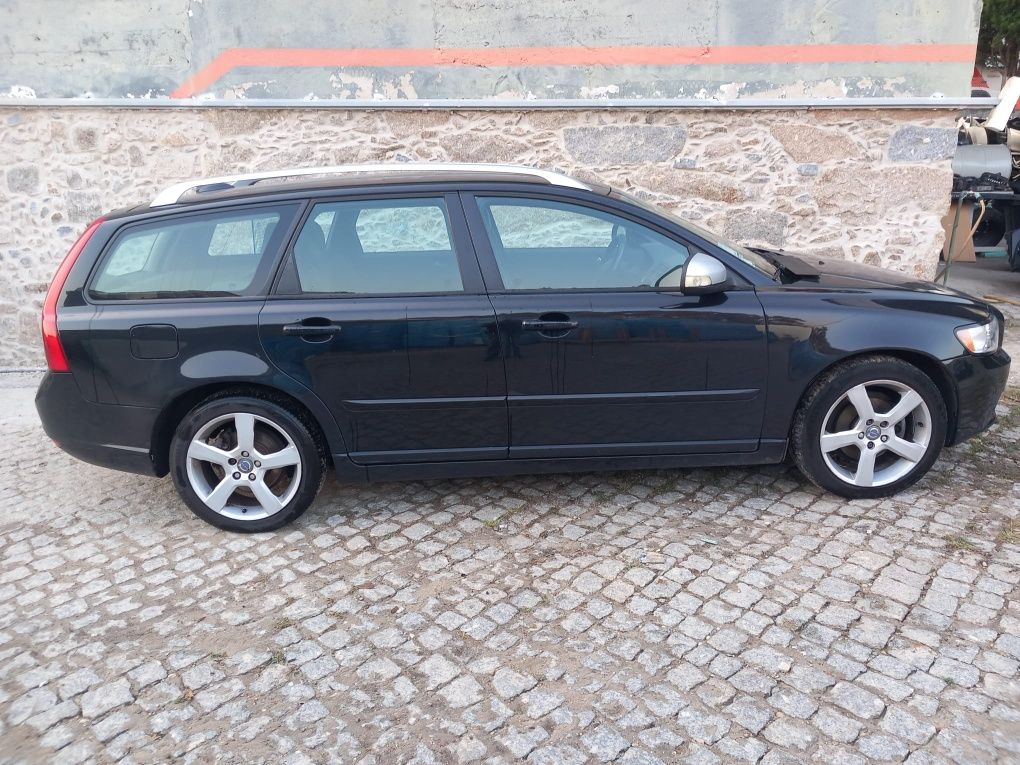 VOLVO V50 R-DESIGN 1.6 d 2012