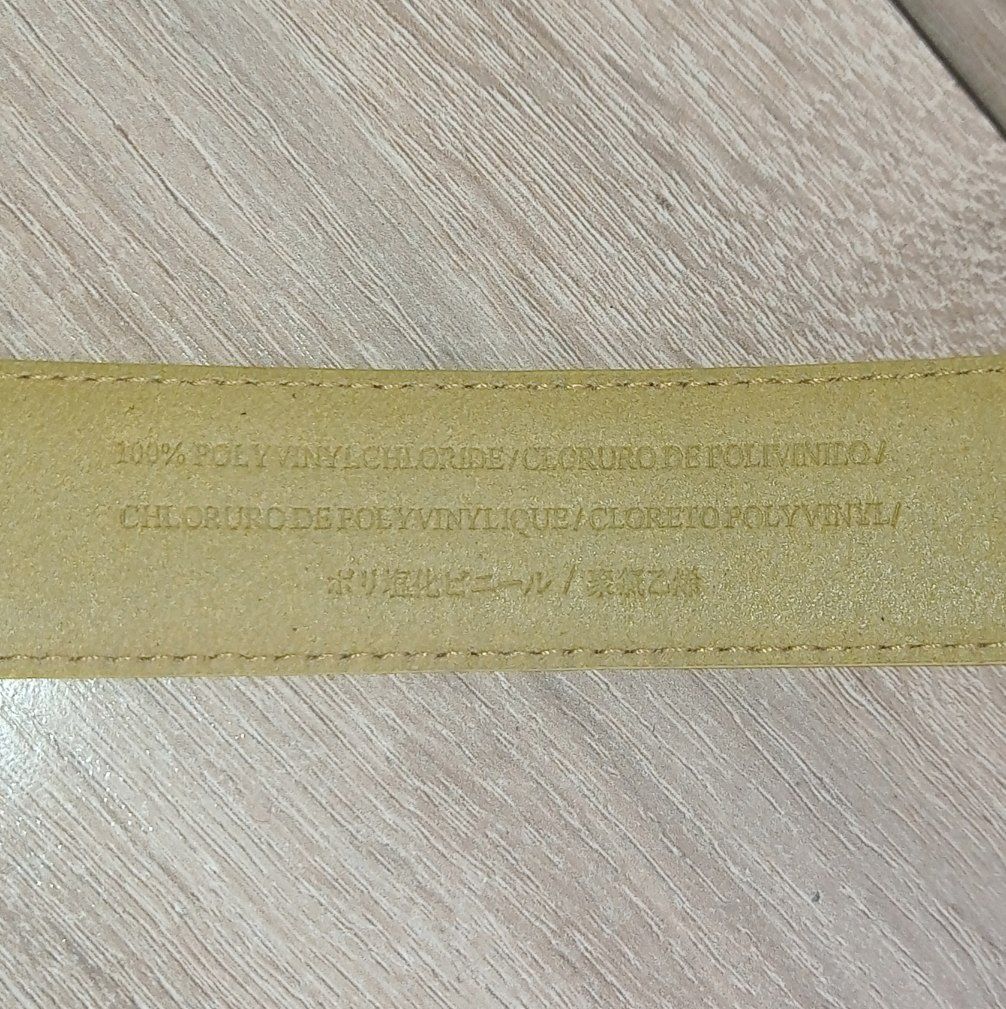Женский ремнь Armani Exchange р. М.